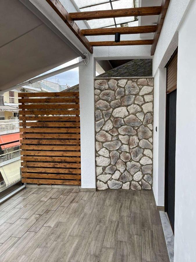 Luxury Townhouse Suite Lárisza Kültér fotó