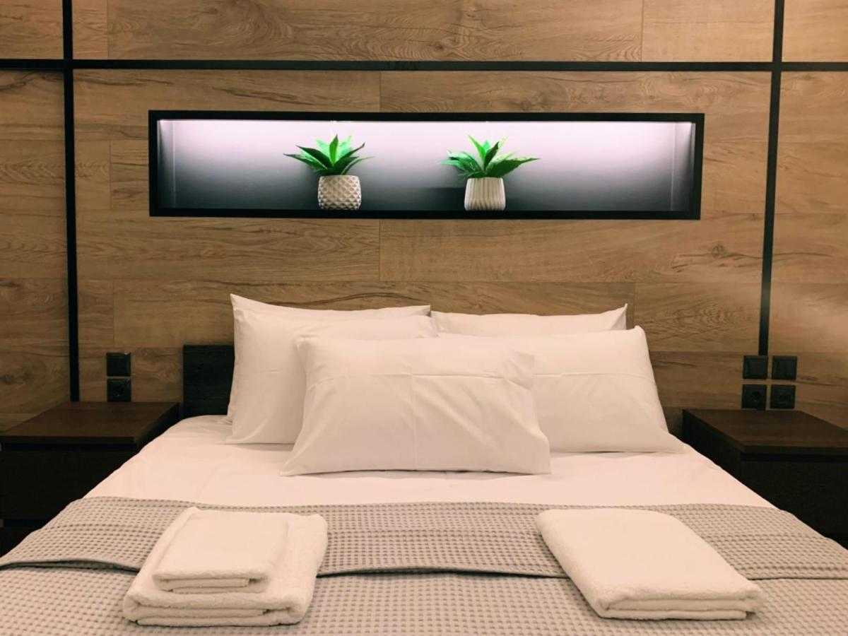 Luxury Townhouse Suite Lárisza Kültér fotó