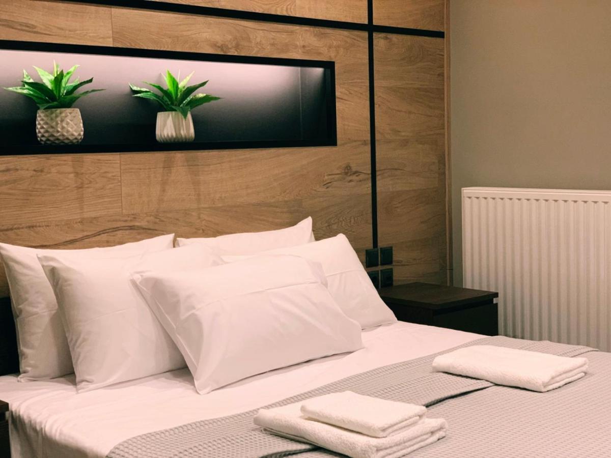 Luxury Townhouse Suite Lárisza Kültér fotó