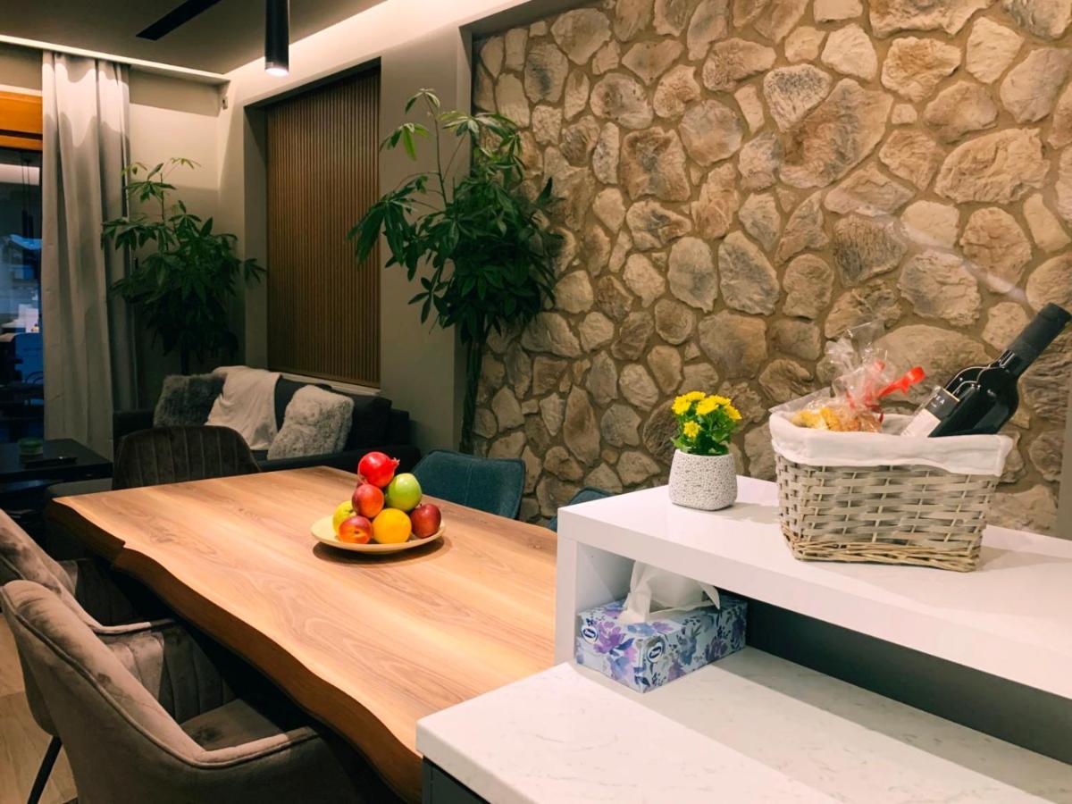 Luxury Townhouse Suite Lárisza Kültér fotó