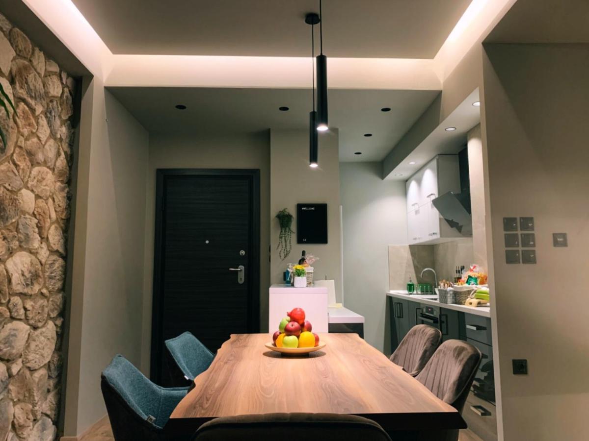 Luxury Townhouse Suite Lárisza Kültér fotó