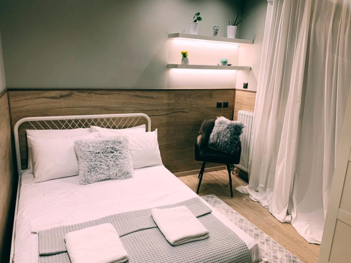 Luxury Townhouse Suite Lárisza Kültér fotó